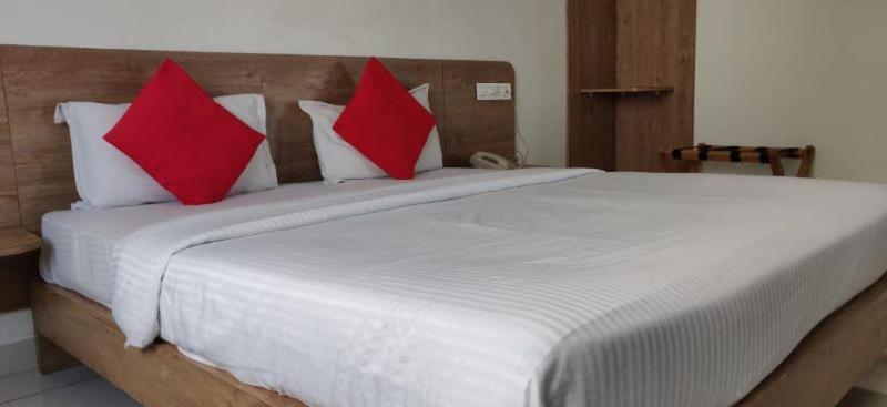 Номер Superior, Sapphero Akshar Inn  Jamnagar