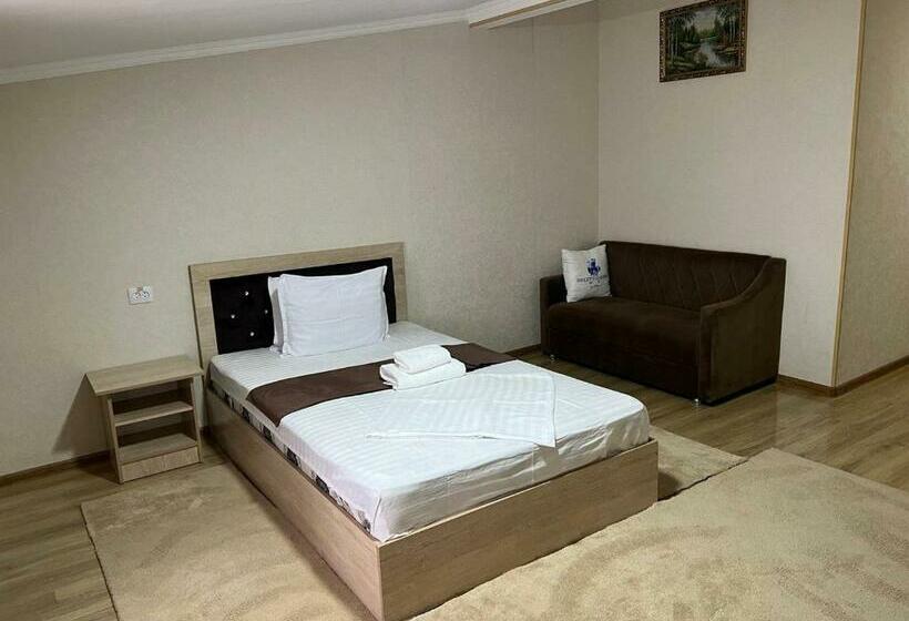 اتاق استاندارد یک نفره, Garden City