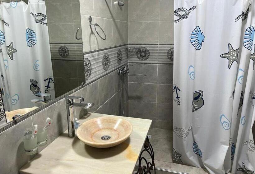 اتاق استاندارد یک نفره, Garden City