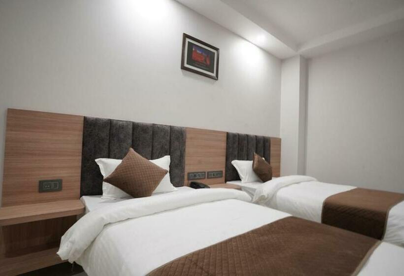 اتاق لوکس, Krishna Inn