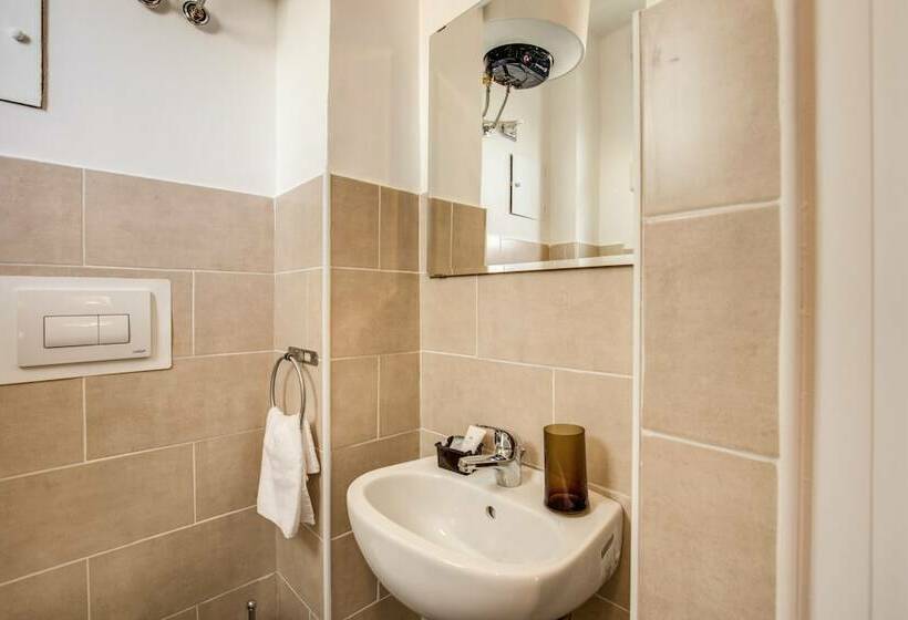 اتاق استاندارد, B&b Piramide Terrace