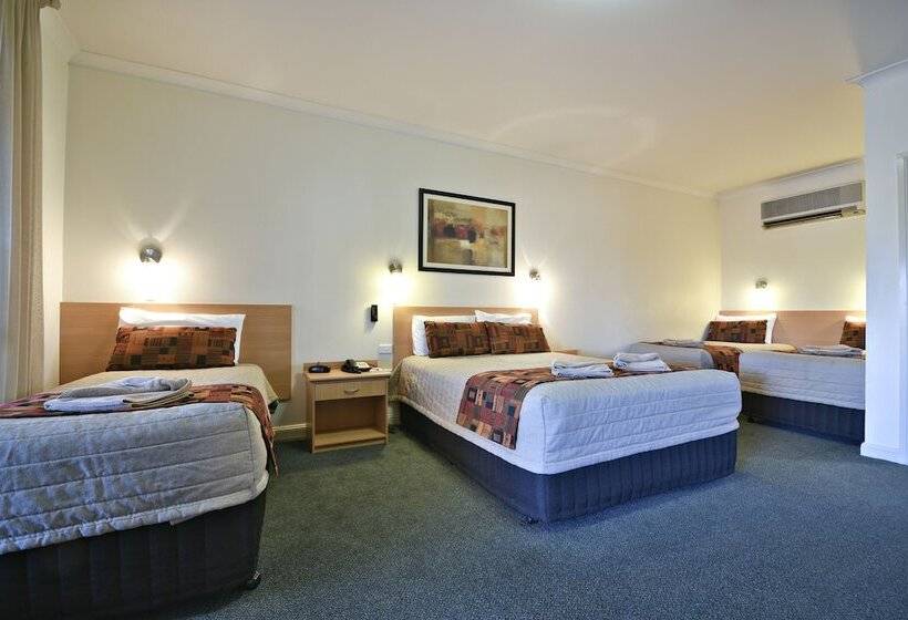 Семейный Номер, Abel Tasman Motor Inn