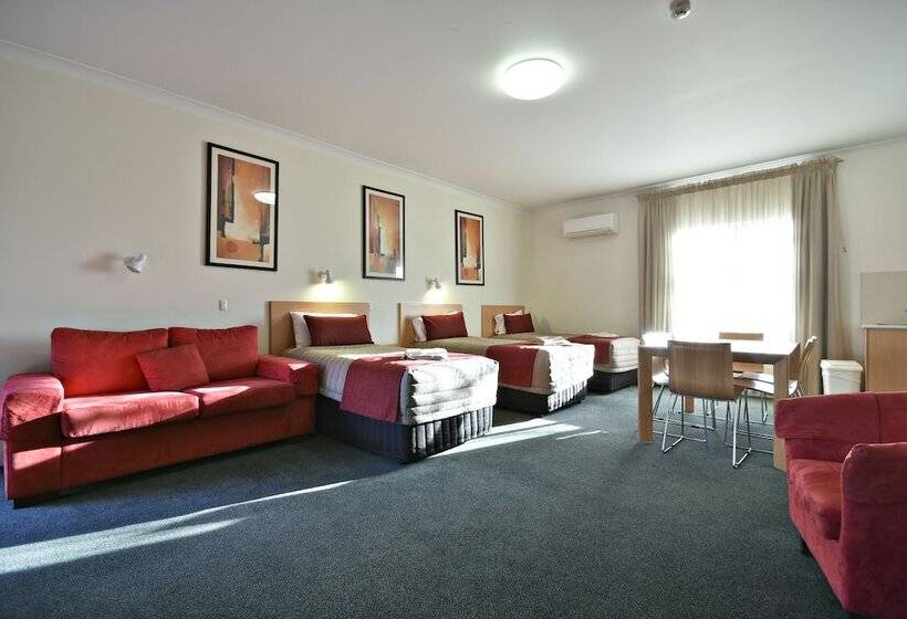 Семейный Номер, Abel Tasman Motor Inn