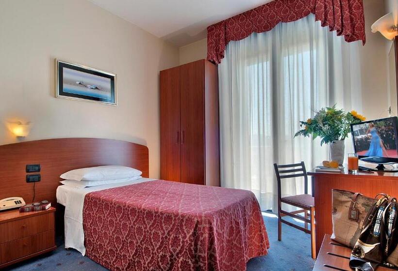 اتاق استاندارد یک نفره, Terme Belsoggiorno