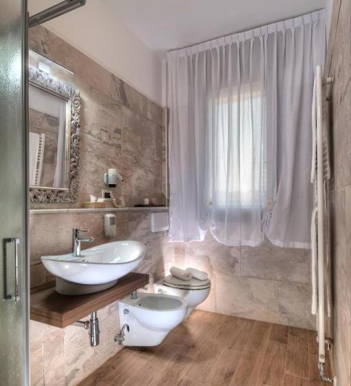 اتاق سوپریور با بالکن, Terme Belsoggiorno