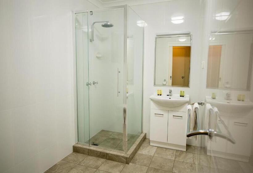 Номер Стандарт, Sarina Motor Inn