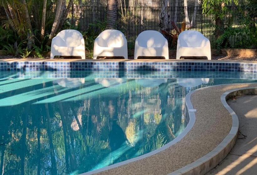 חדר סטנדרט נוף לגינה, Tin Can Bay Motel