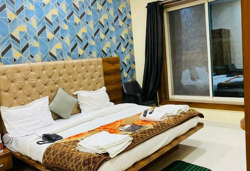 Номер Deluxe с Балконом, Annpurna Residency