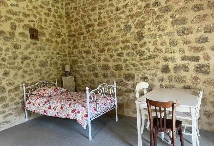 Номер Стандарт Трехместный, La Béatitude
