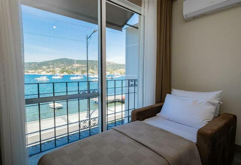 Deluxe Suite Sea View, Bd Suites