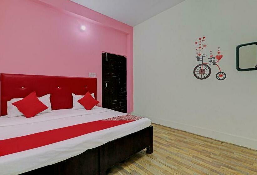 Quarto Triplo Clássico, Oyo Flagship Relax Stay In