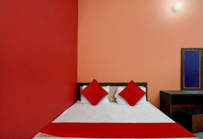 Трехместный Номер Классика, Oyo Flagship 81455 Hotel Rm