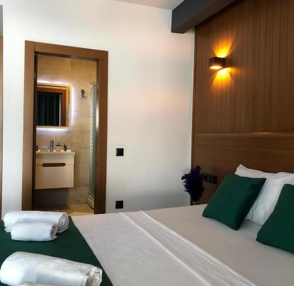 Номер Deluxe с Балконом, Seren Otel çeşme