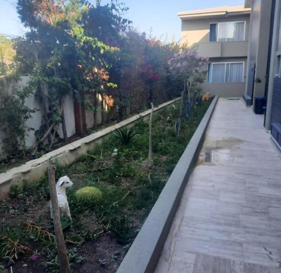 Люкс Вид на Сад, Seren Otel çeşme