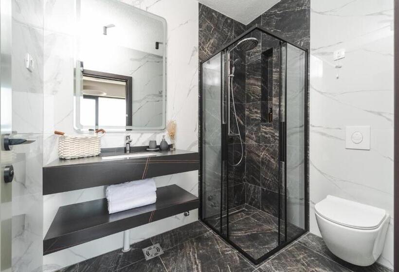 اتاق استاندارد, Regent Resort Budva