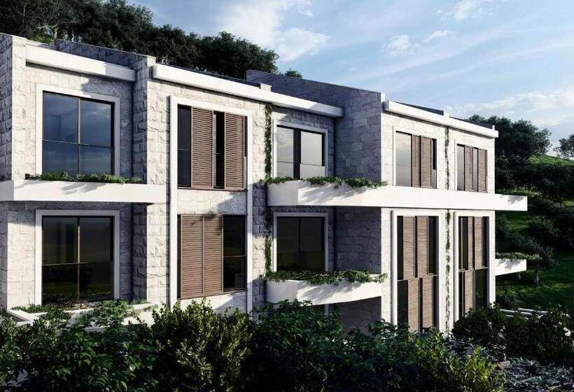 اتاق لوکس, Regent Resort Budva