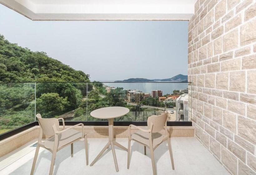 اتاق لوکس, Regent Resort Budva