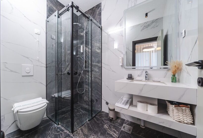 اتاق استاندارد, Regent Resort Budva