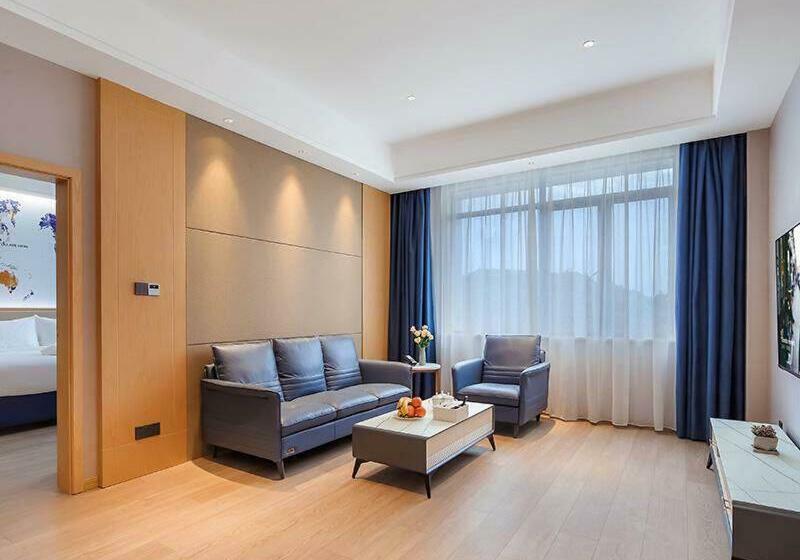 Люкс Премиум, Kyriad Marvelous Hotel Jingxian