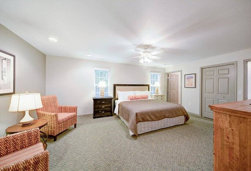 Люкс 2 Спальни, Hilton Vacation Club Beachwoods Kitty Hawk