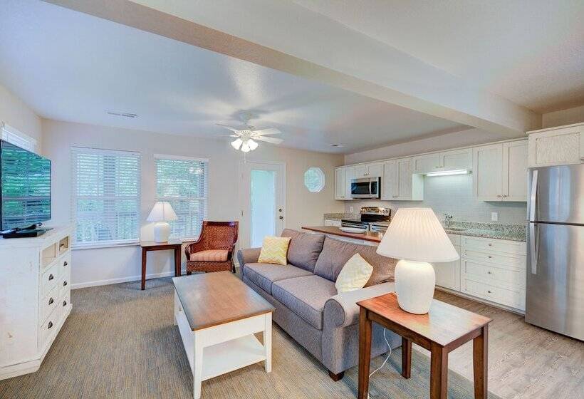 Люкс 3 Спальни, Hilton Vacation Club Beachwoods Kitty Hawk