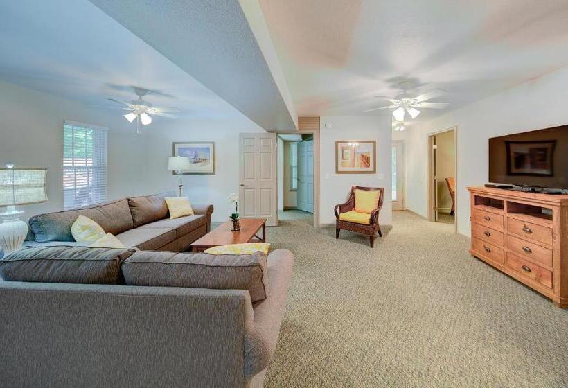 Люкс 3 Спальни, Hilton Vacation Club Beachwoods Kitty Hawk