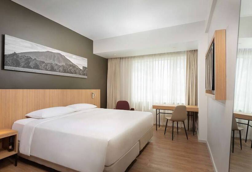 Quarto Superior, Park Inn By Radisson Clark