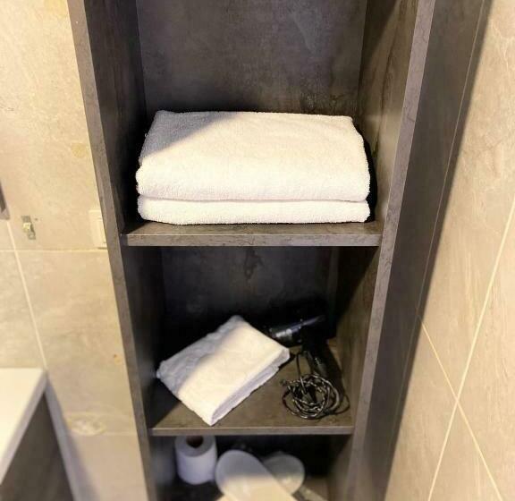 Студия Стандарт, Pin Suites