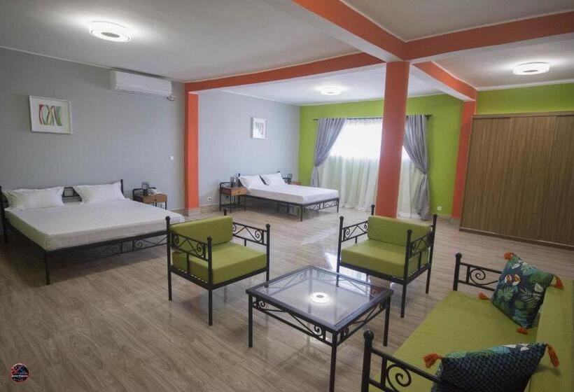 اتاق خانوادگی, Mon Choisy Hôtel Majunga