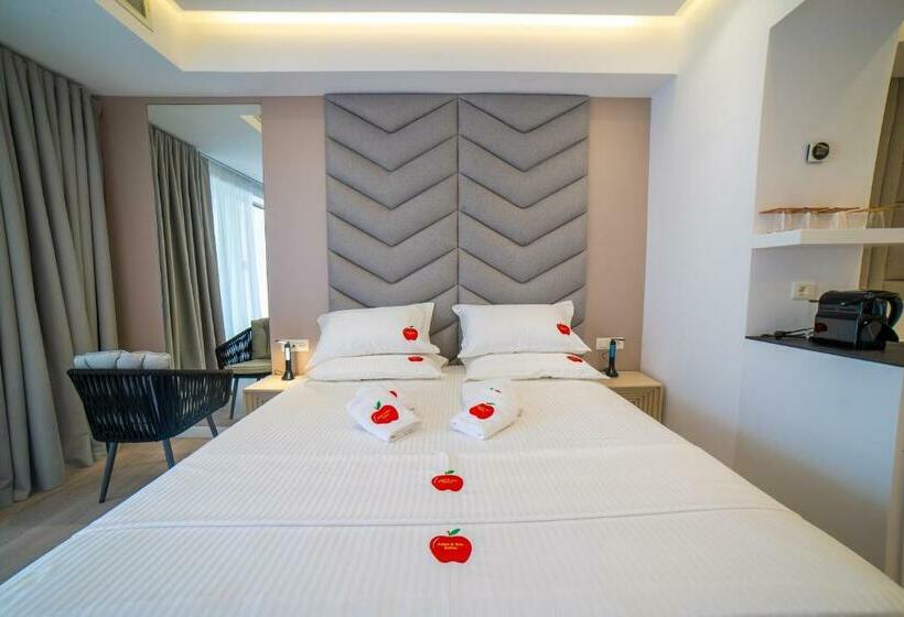 スーペリアースイート, Adam & Eve Suites
