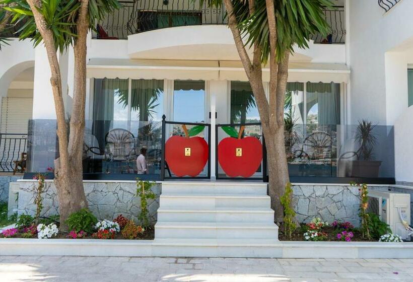 デラックススイート, Adam & Eve Suites
