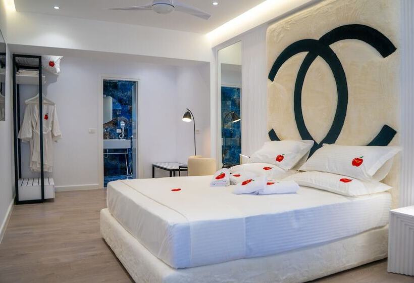 デラックススイート, Adam & Eve Suites