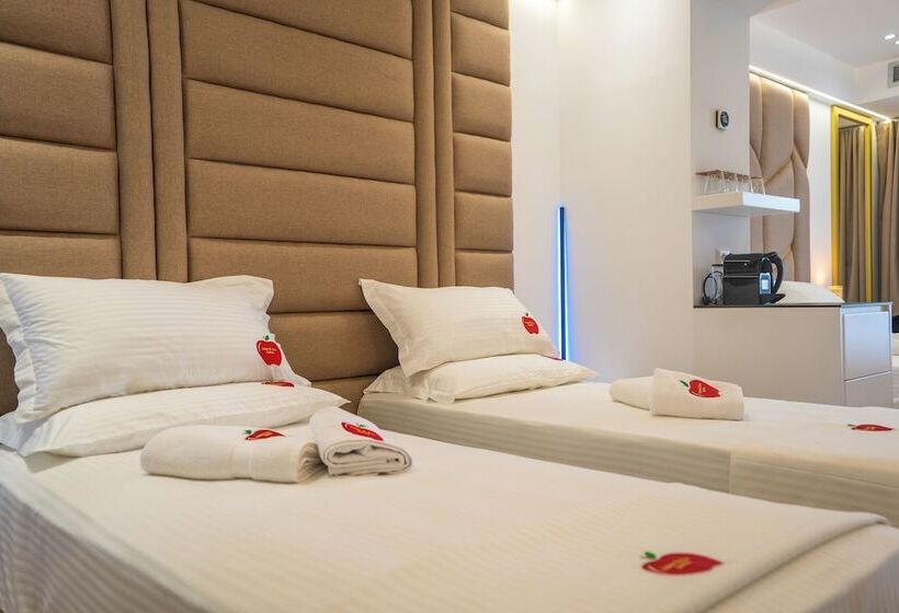 スーペリアースイート, Adam & Eve Suites