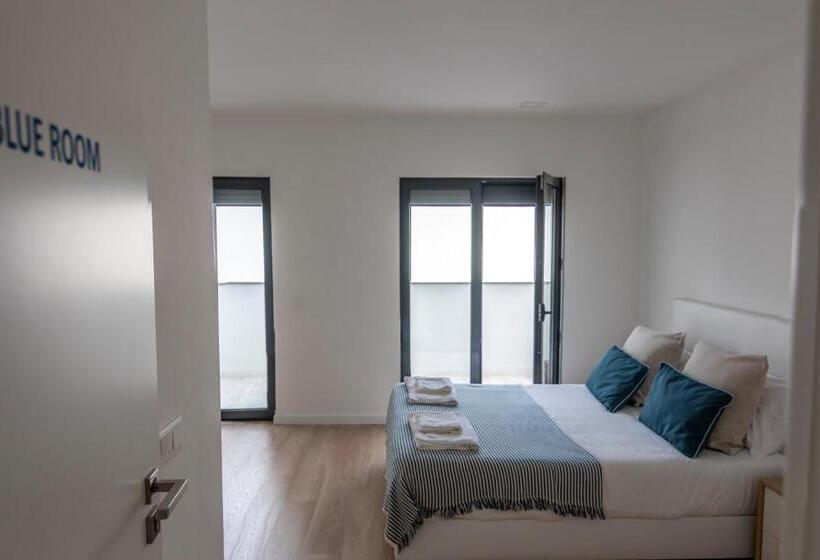 سوئیت با بالکن, Beach & Sea Guesthouse