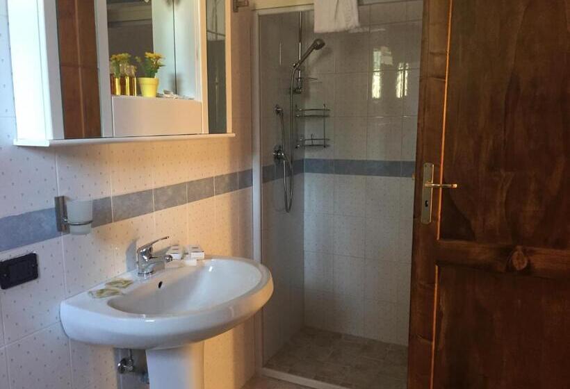 اتاق استاندارد چهار تخته, B&b Nonna Valentina