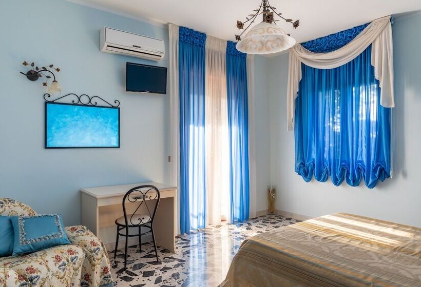 Четырехместный Номер Стандарт, B&b La Mortella