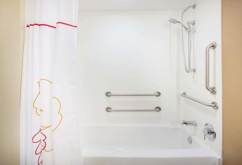Люкс Адаптированный для Инвалидов, Hawthorn Extended Stay By Wyndham Saint Clairsville