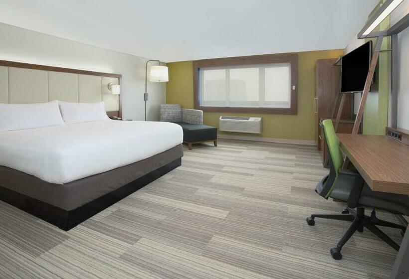 身障者適用キングサイズベッドルーム, Holiday Inn Express & Suites Ruston, An Ihg