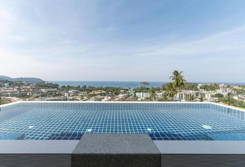 سوییت اجرایی, The View Phuket By Resava