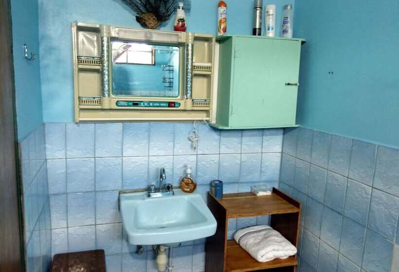 ویلای 3 خوابه, Mainroad Suite
