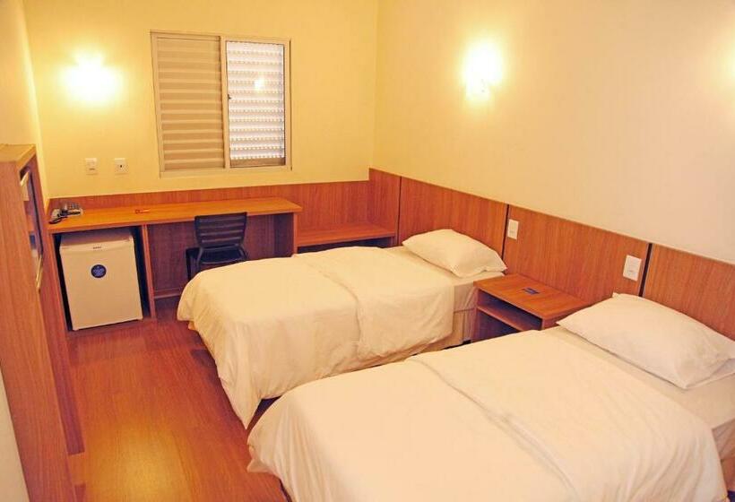 Номер Стандарт, Bernal Hotel Econômico