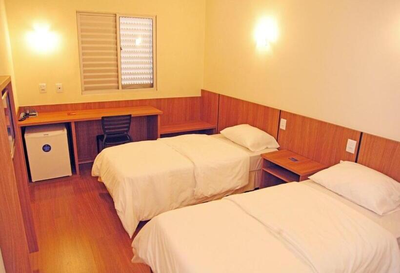 스탠다드 룸, Bernal Hotel Econômico