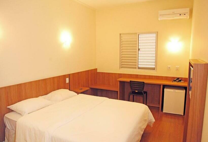 장애인을 위한 스탠다드 룸, Bernal Hotel Econômico
