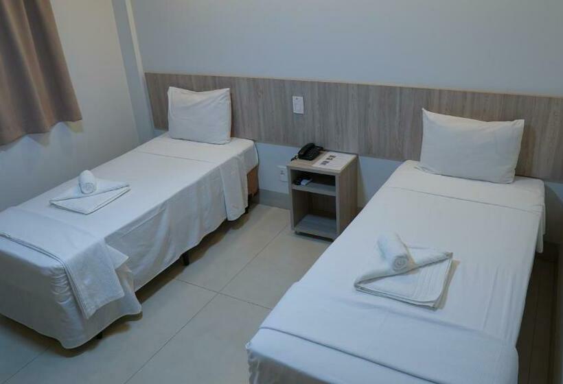 수피리어 룸, Oiti Hotel   By Up