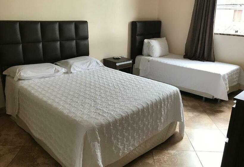 Номер Стандарт Трехместный, Pousada E Restaurante Manah