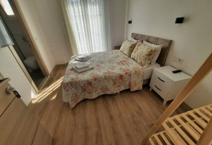 Номер Стандарт, Adil Otel