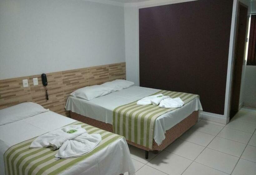 标准三人间, Euro Plaza Hotel   Próximo Ao Aeroporto De Goiânia, Santa Genoveva