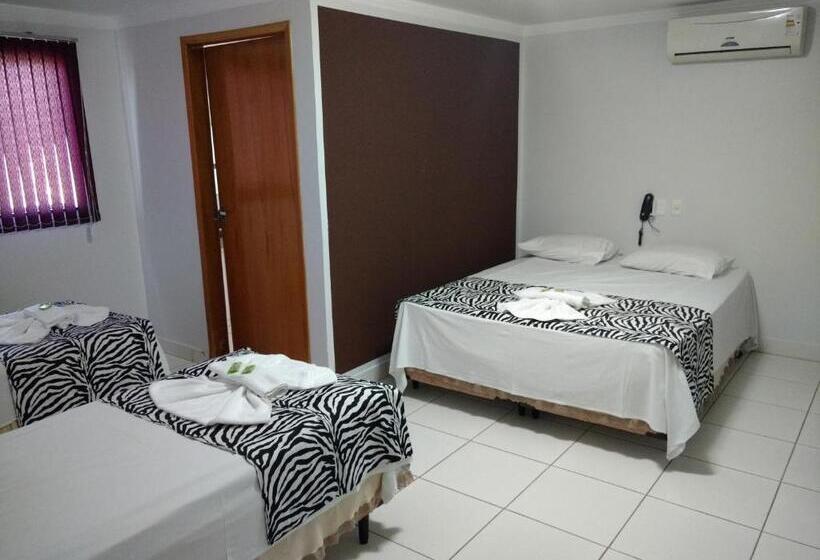 四人标准间, Euro Plaza Hotel   Próximo Ao Aeroporto De Goiânia, Santa Genoveva