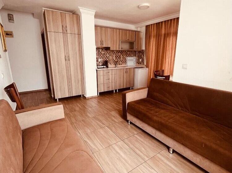 آپارتمان 1 خوابه, Marina Apart