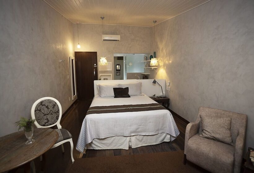 جناح سرير ملكى, Boutique Hotel Marlin S